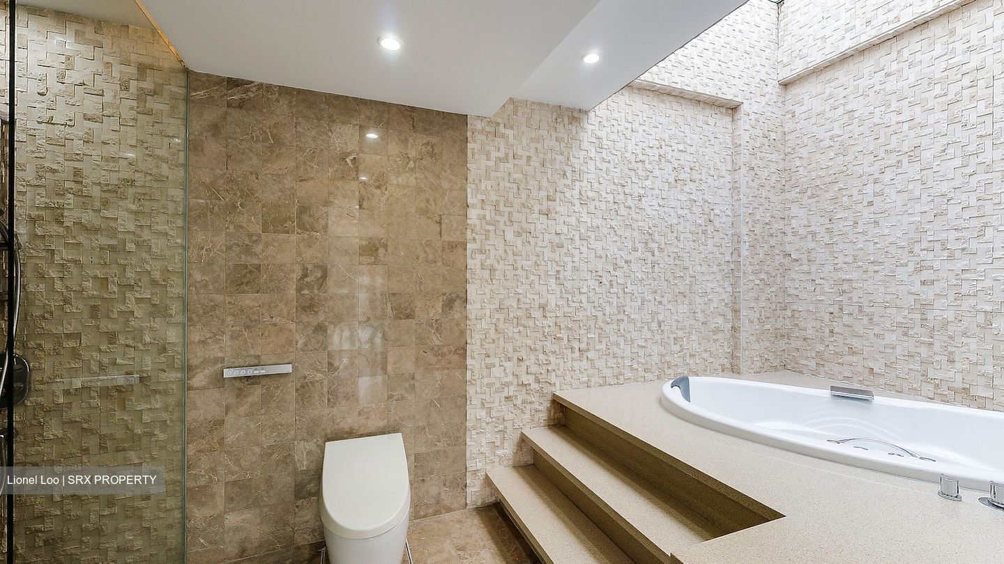 Cove Drive (D4), Detached #391415541